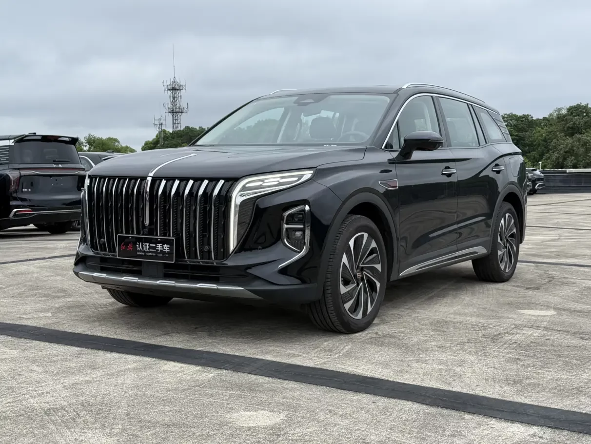 Hongqi HS7 PHEV