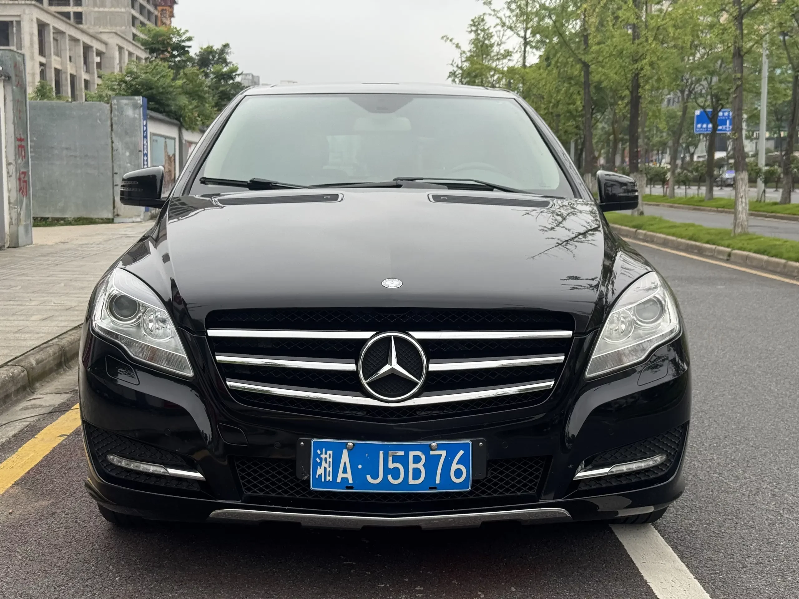 Mercedes-Benz R-Class
