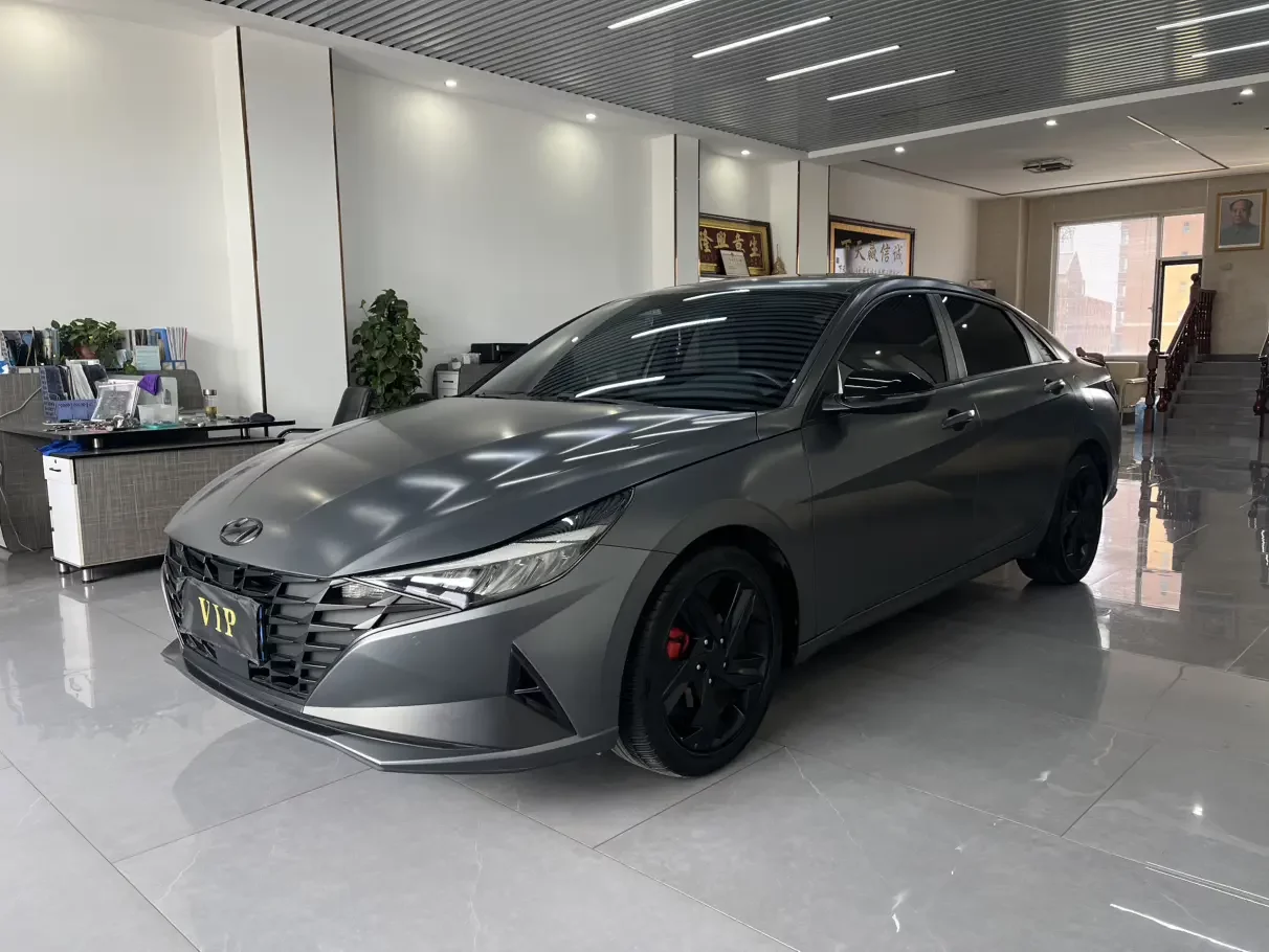 Hyundai Elantra