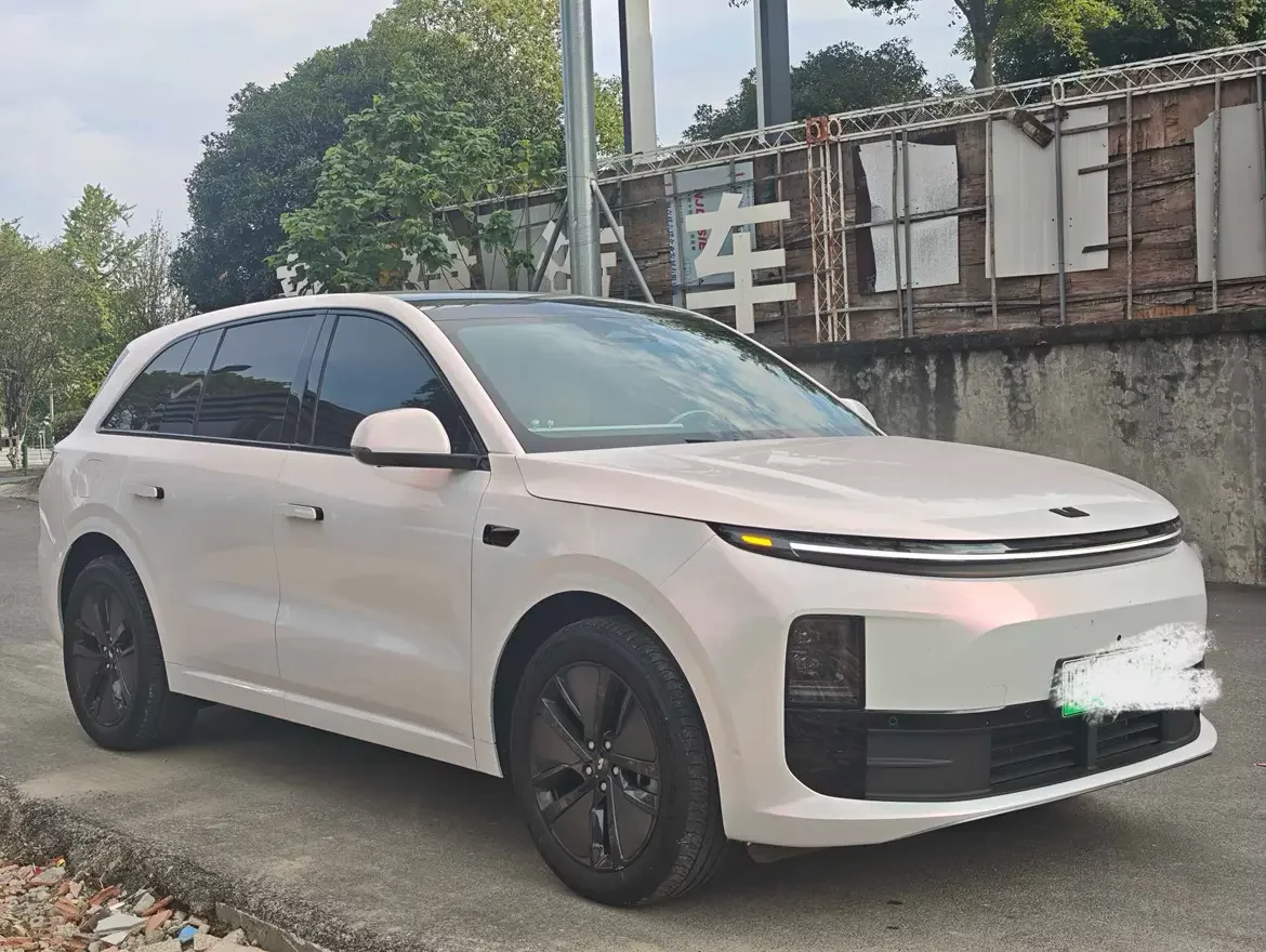 Lixiang L6