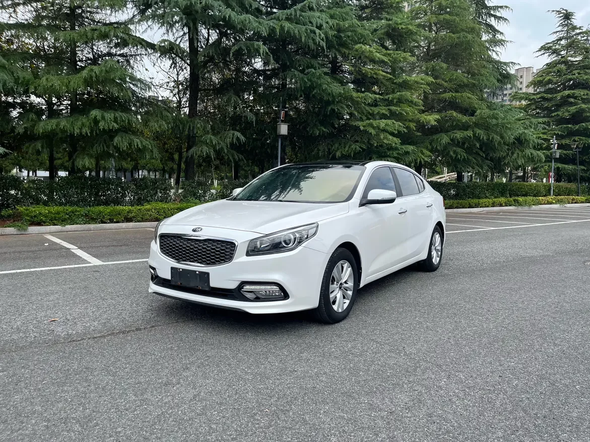 Kia K4