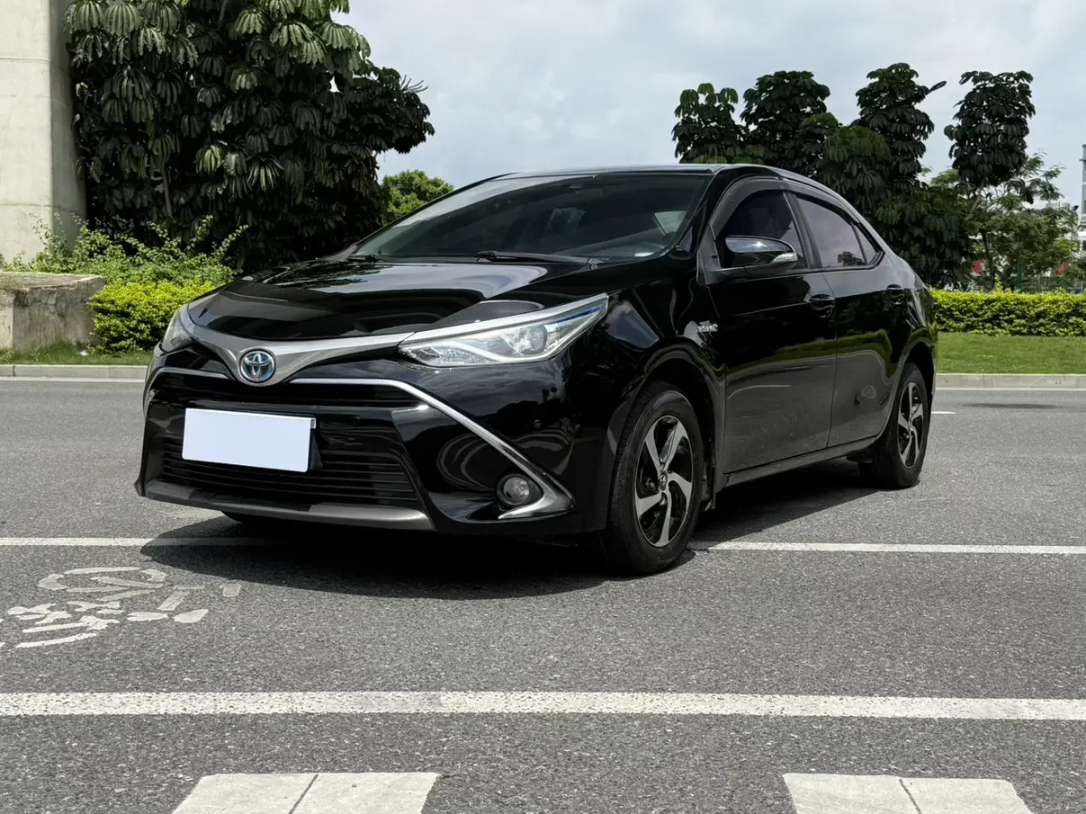 Toyota Levin (Lei Ling)  из Китая