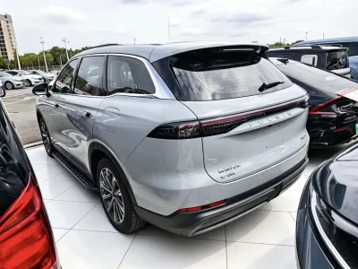 Chery Fengyun T9