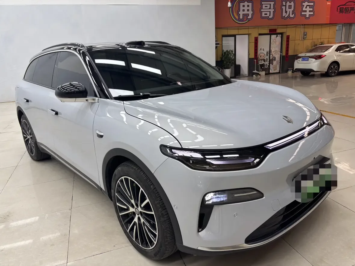 Leapmotor Zero running C11