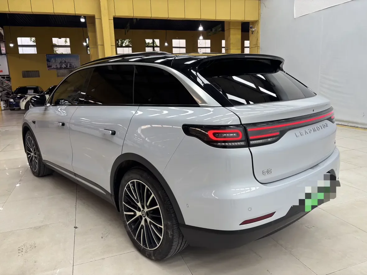 Leapmotor Zero running C11