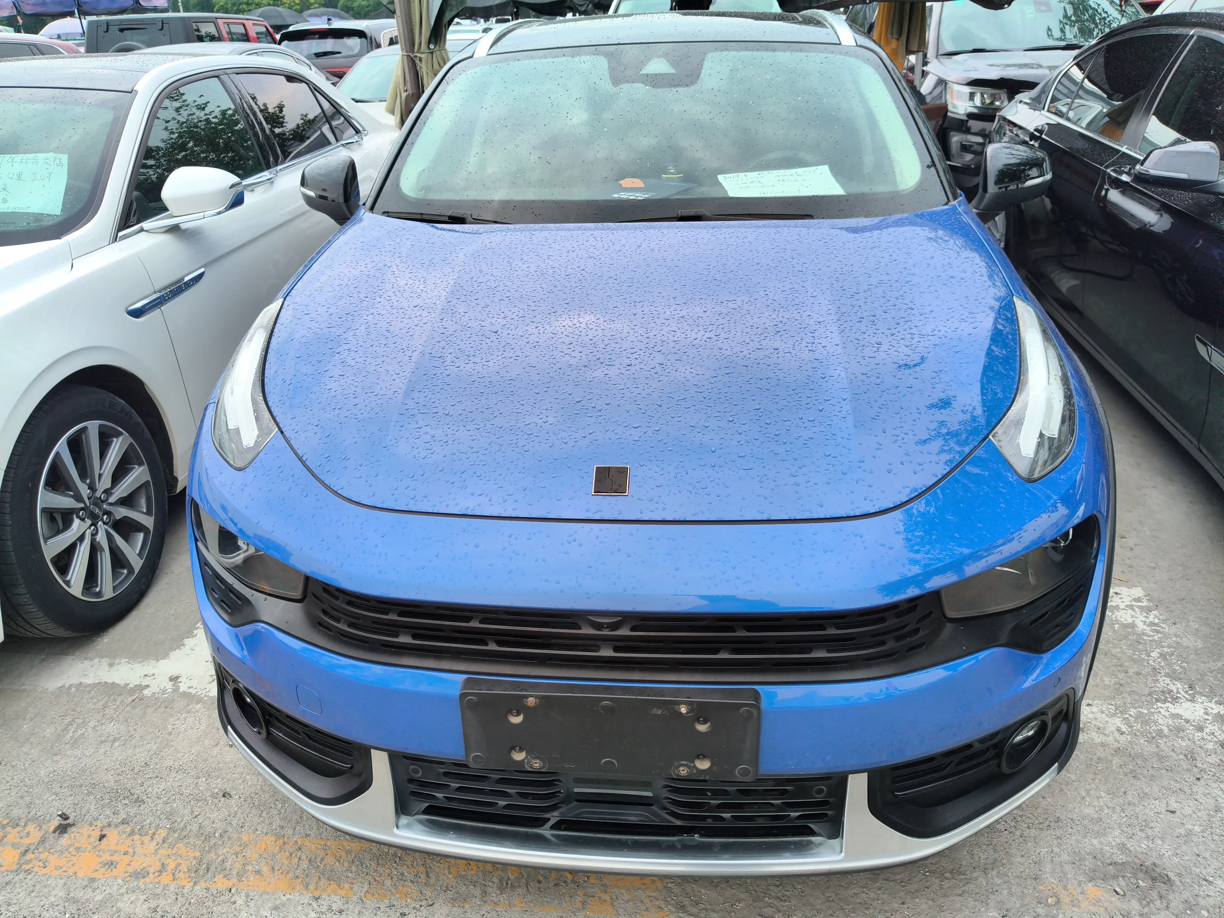 Lynk & Co 02