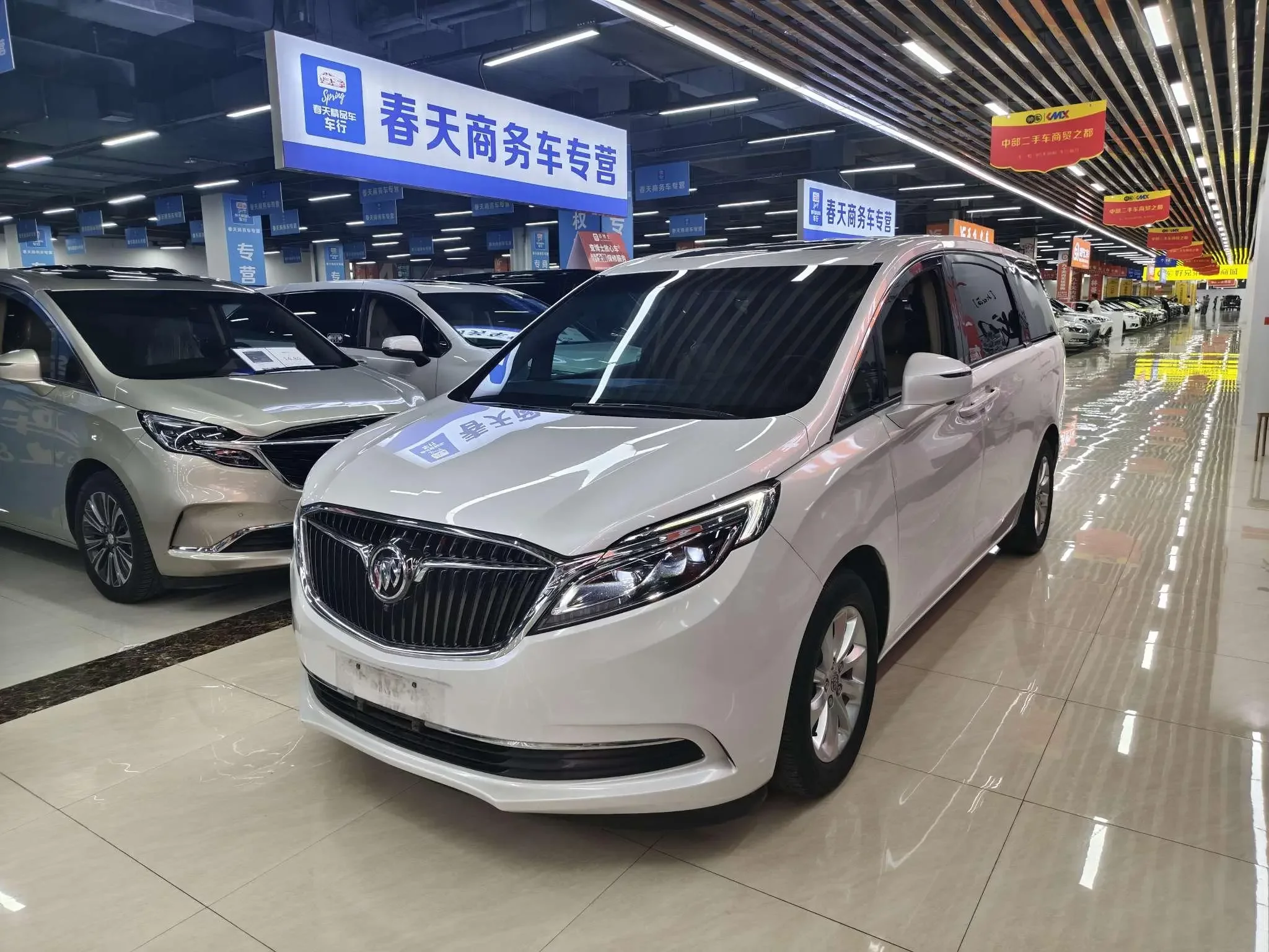 Buick GL8