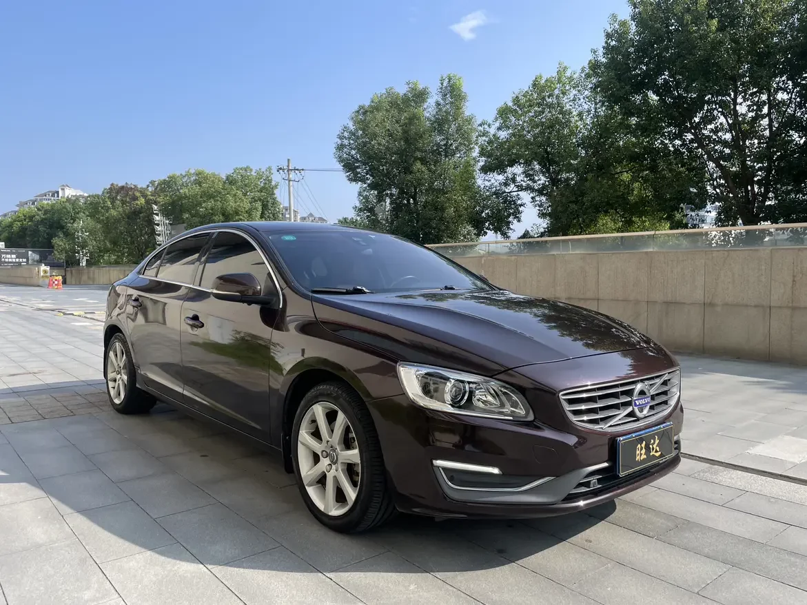 Volvo S60