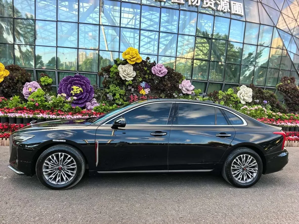 Hongqi H5