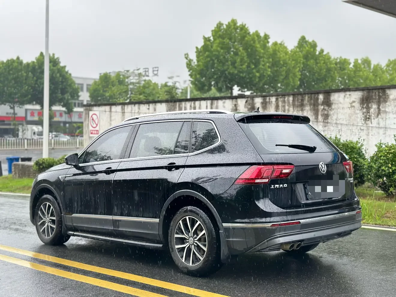 Volkswagen Tiguan L