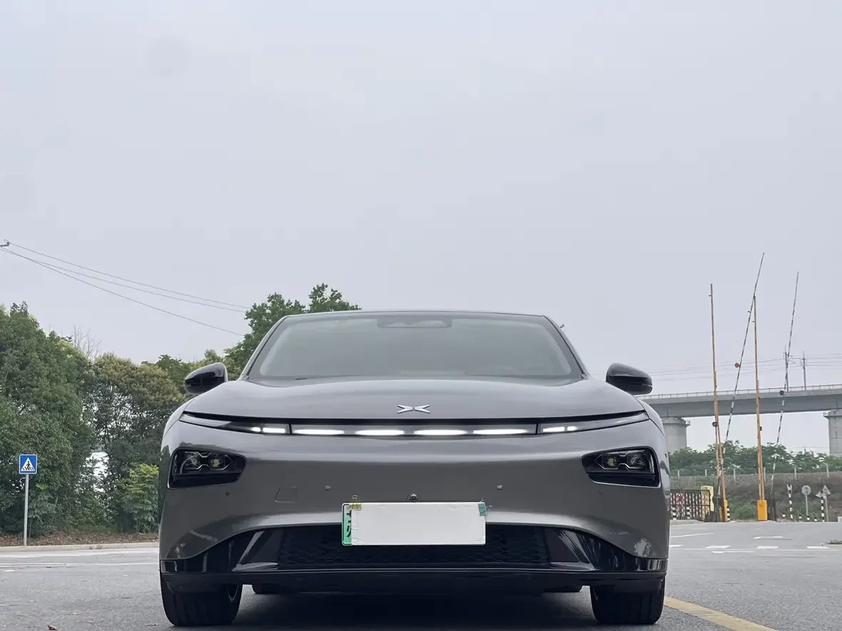 Xpeng P7