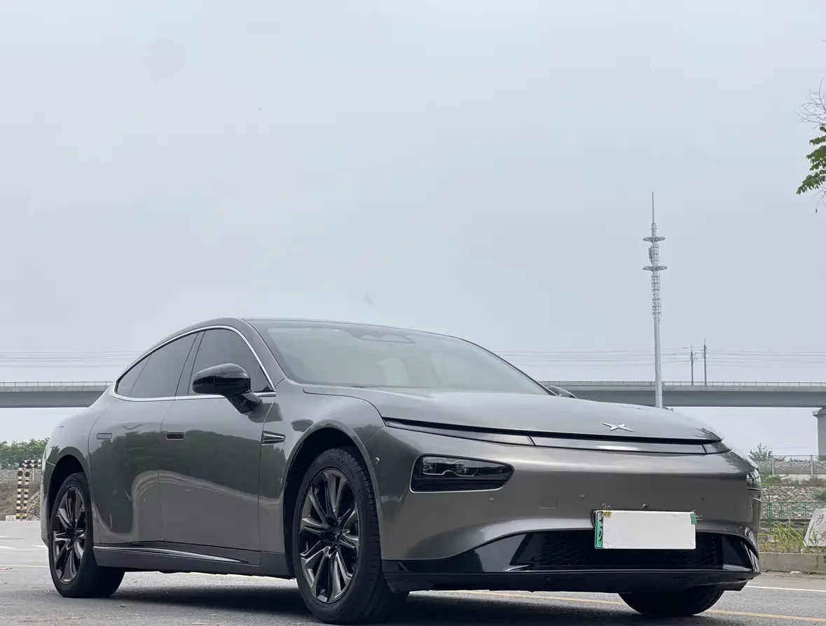 Xpeng P7
