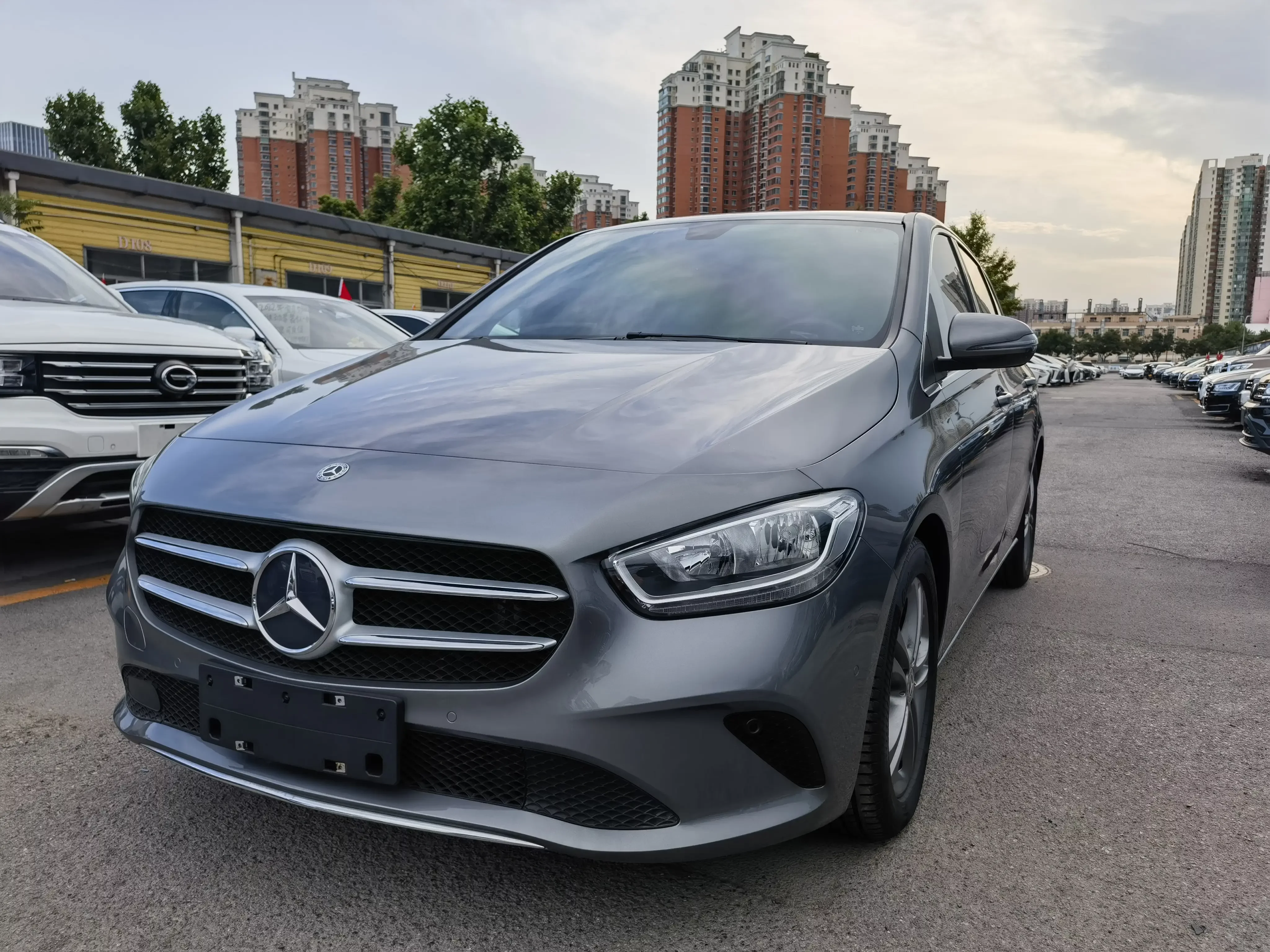 Mercedes-Benz B Class