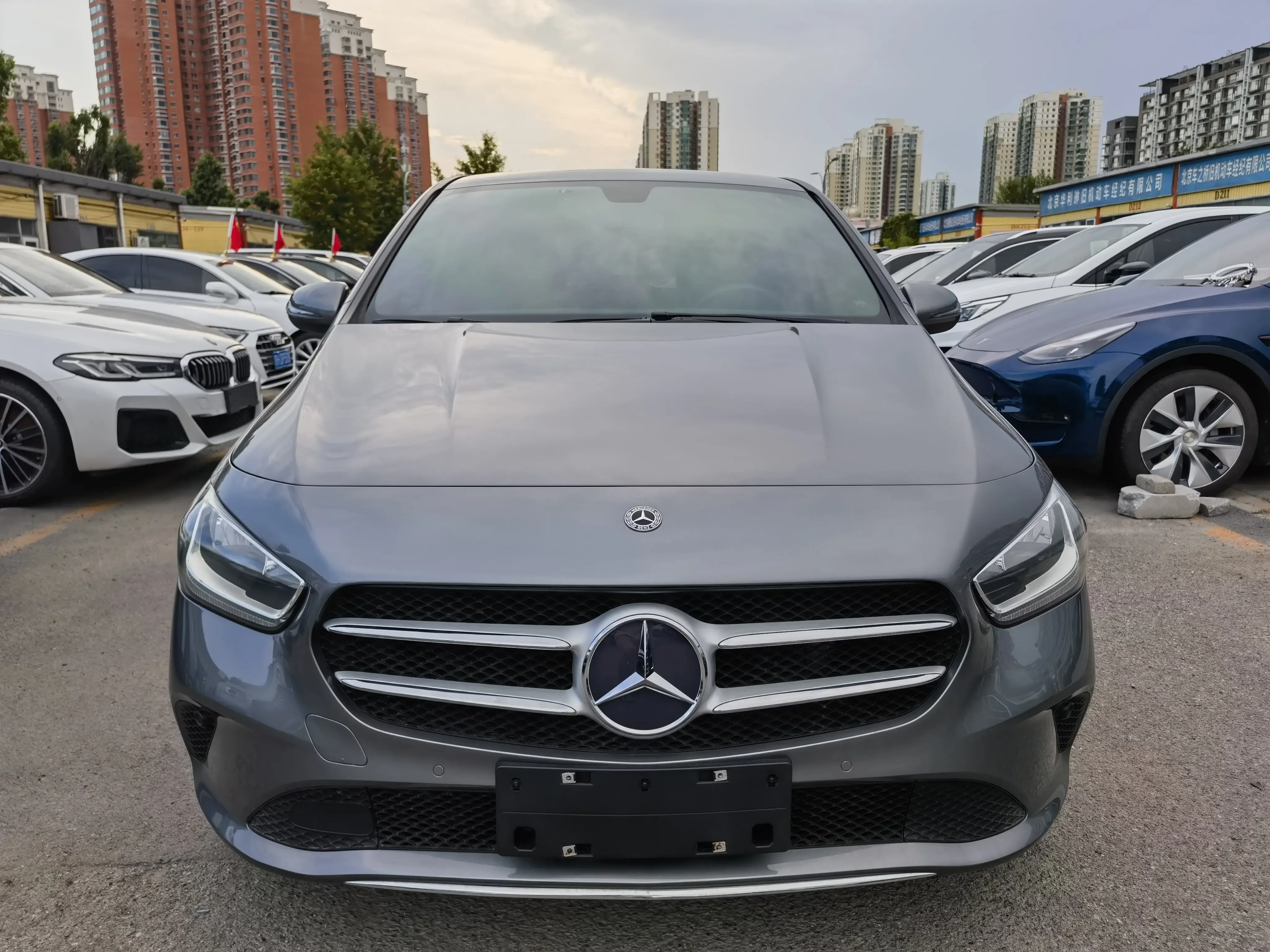 Mercedes-Benz B Class