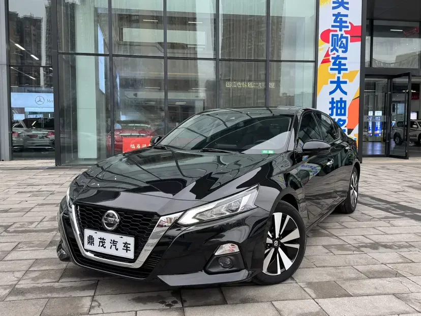 Nissan Altima (Teana)  из Китая