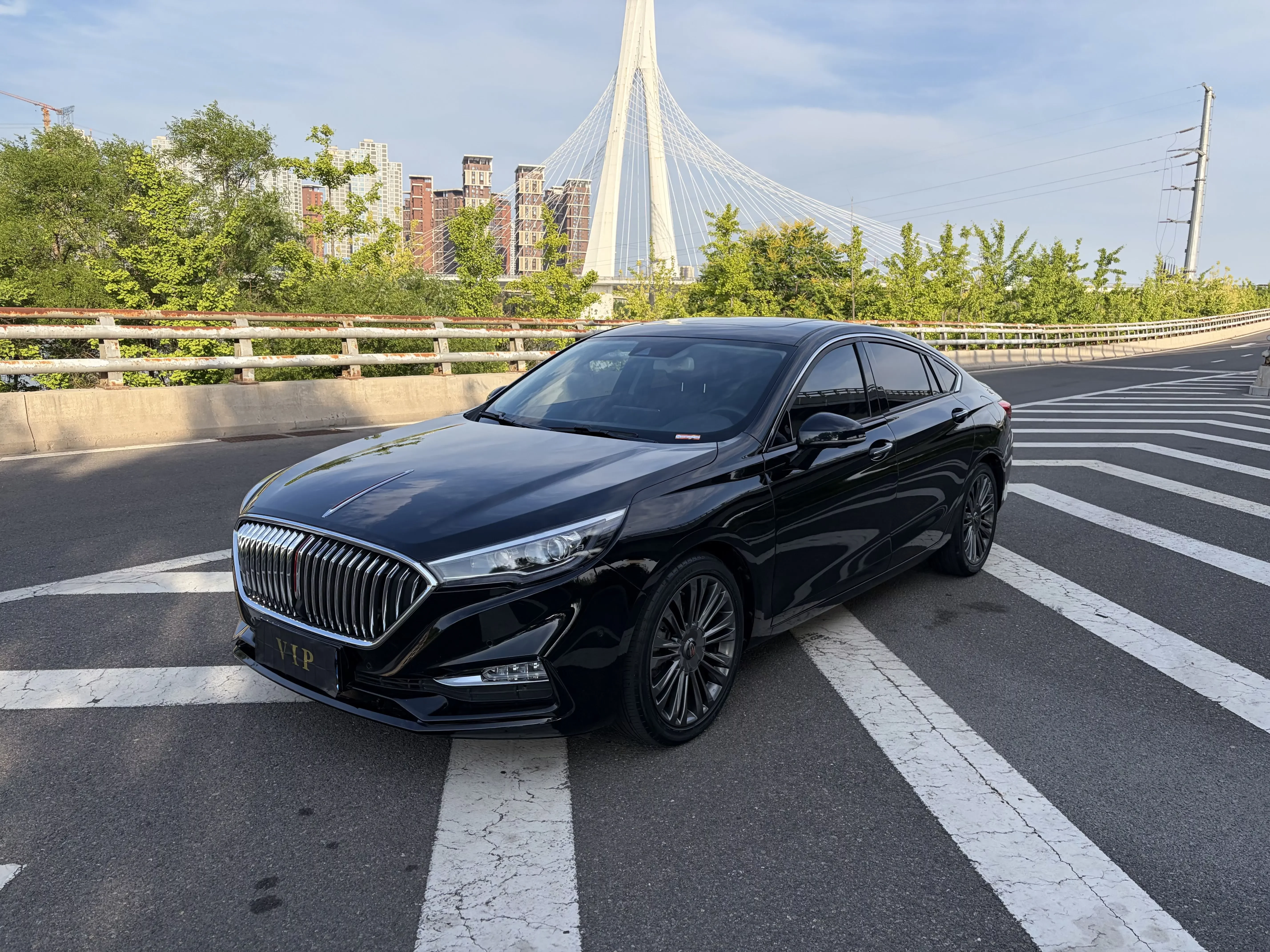 Hongqi H5 classic  из Китая
