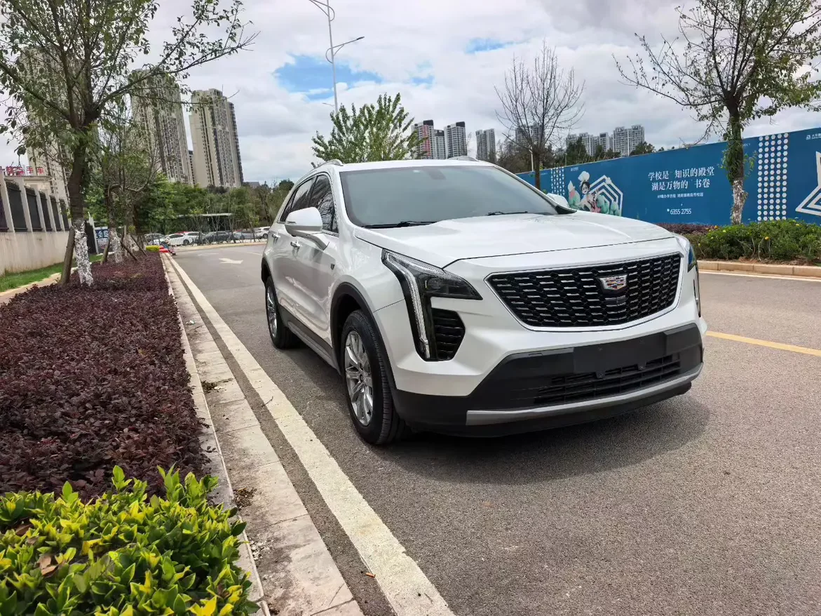 Cadillac XT4