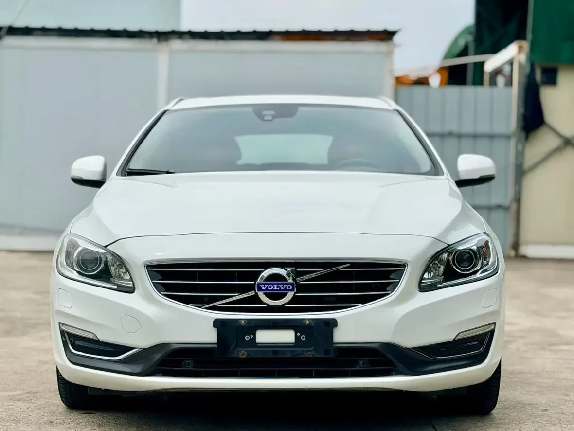 Volvo V60  из Китая