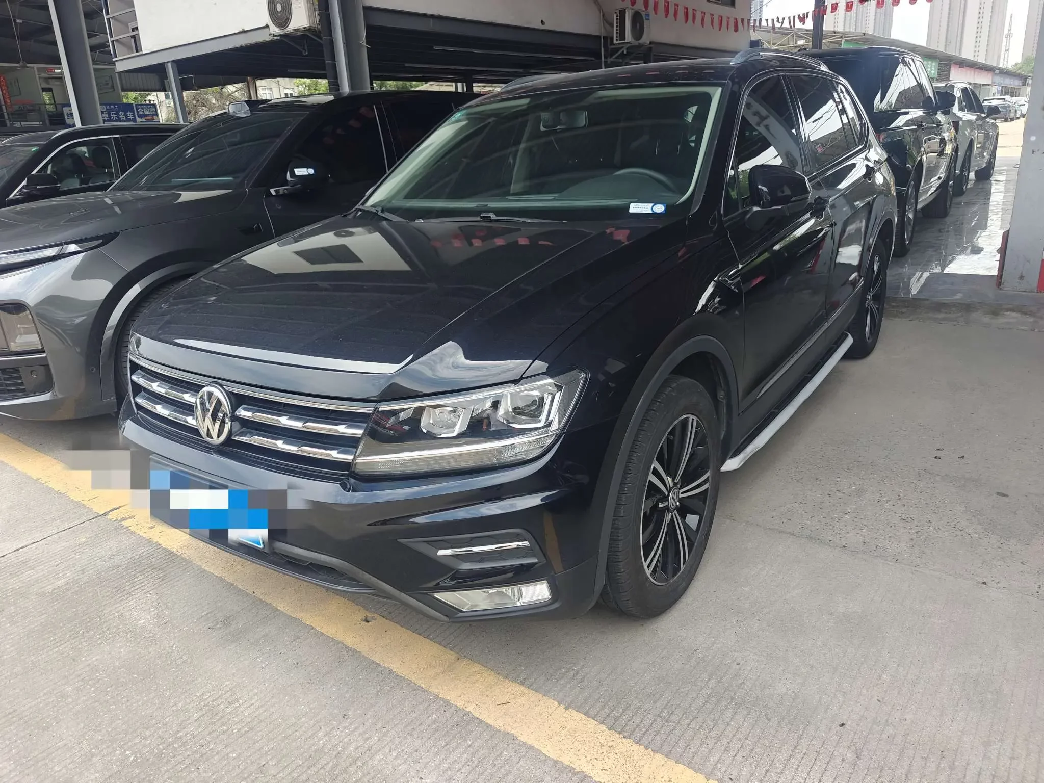 Volkswagen Tiguan L