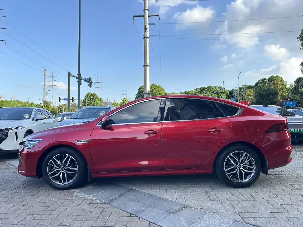 BYD Qin PLUS DM