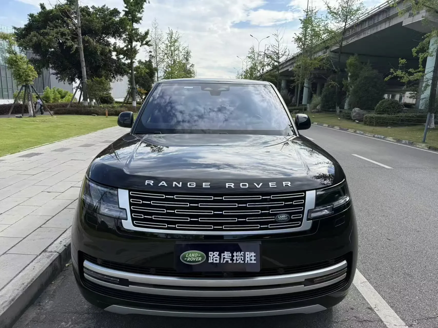 Land Rover range rover