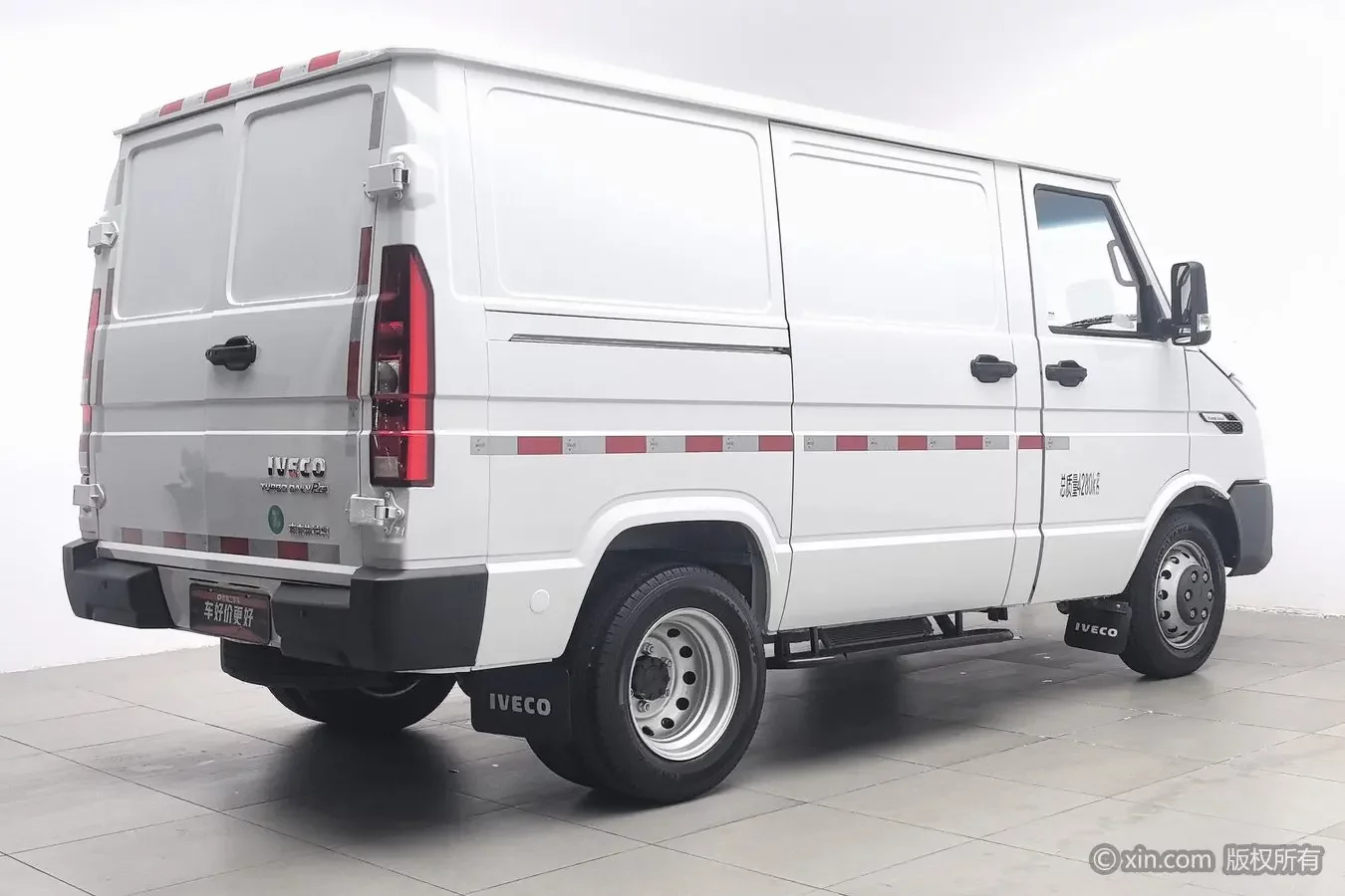 Iveco proud