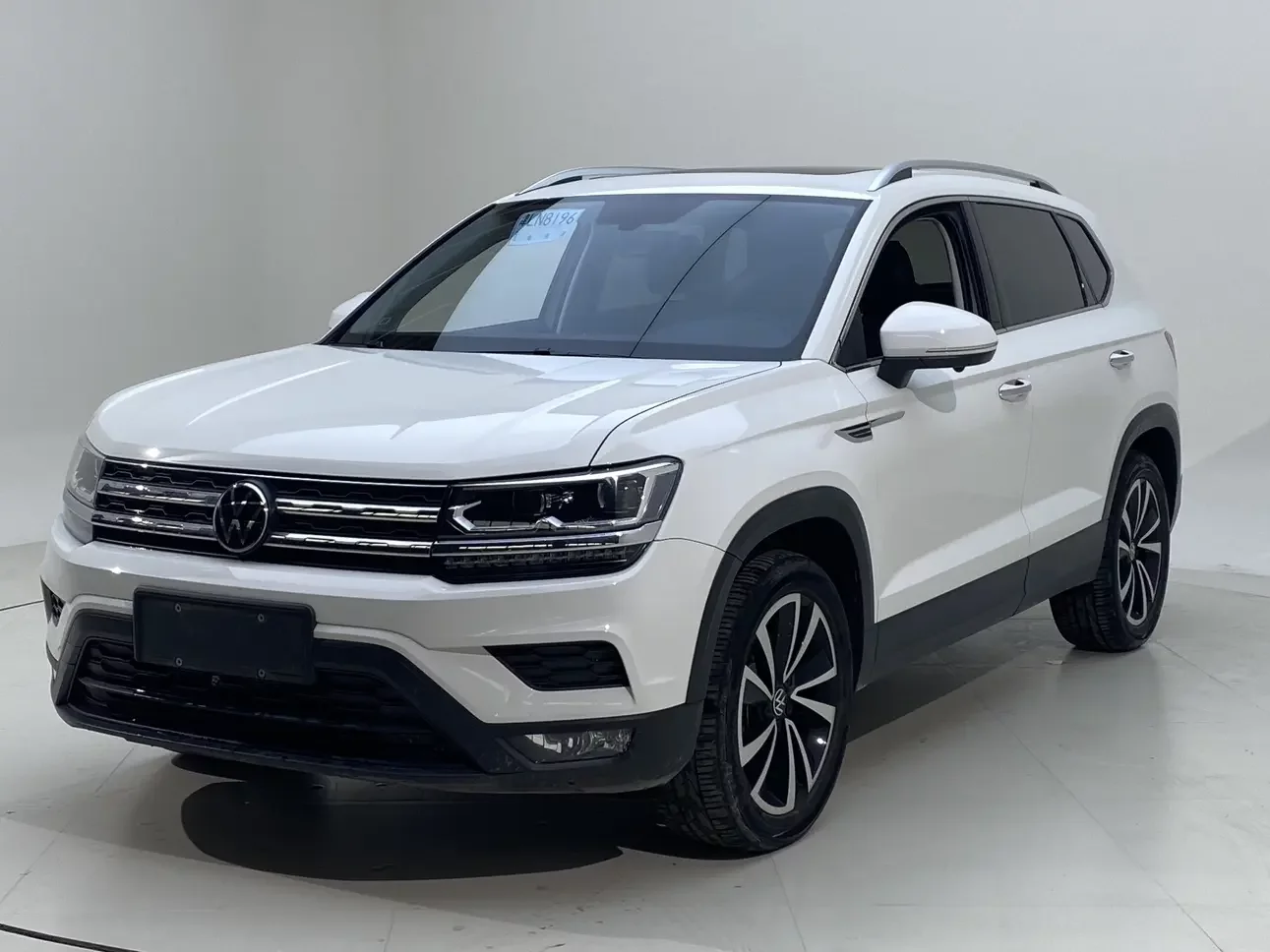 Volkswagen Tharu