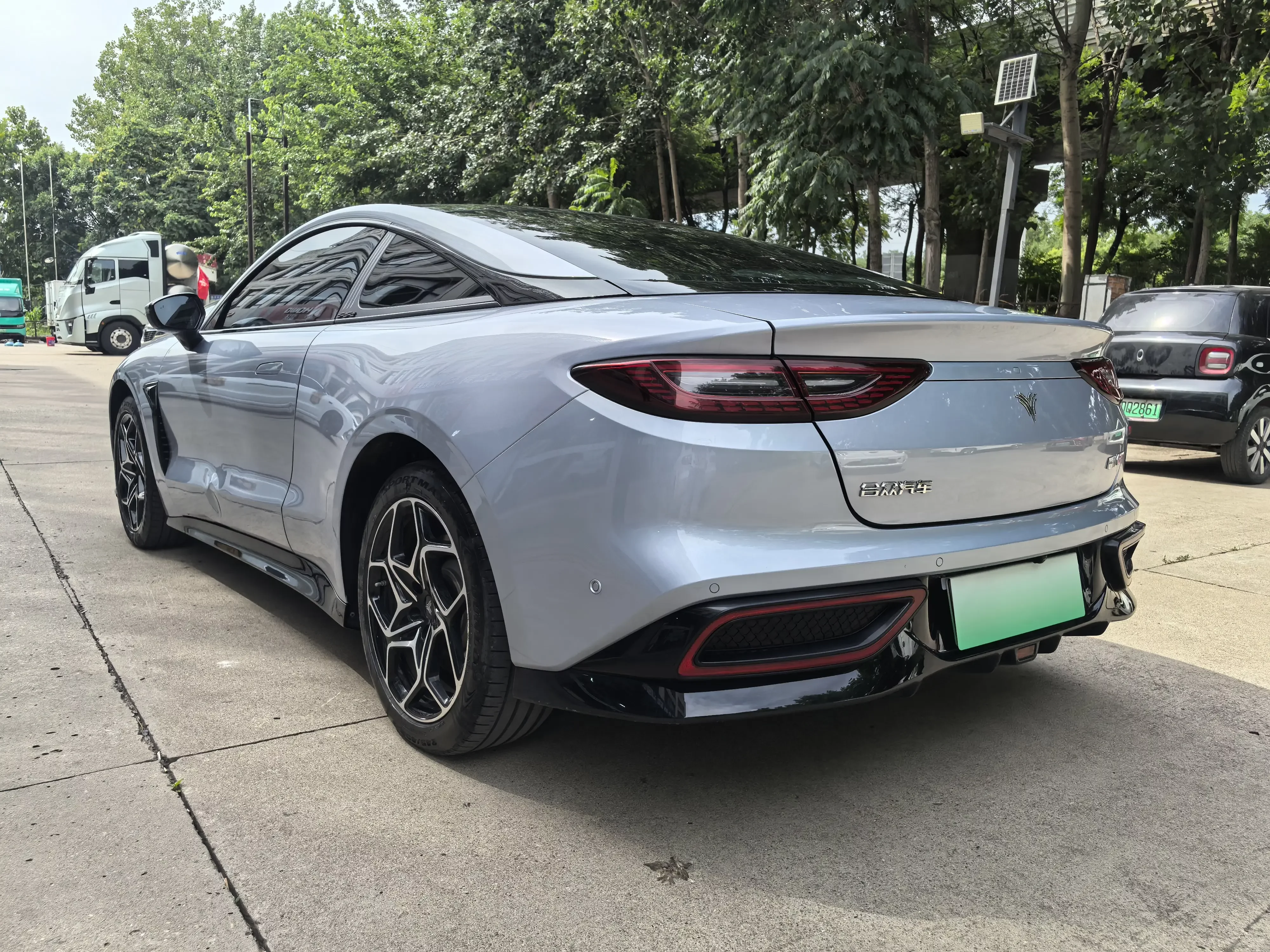 NETA Nezha GT