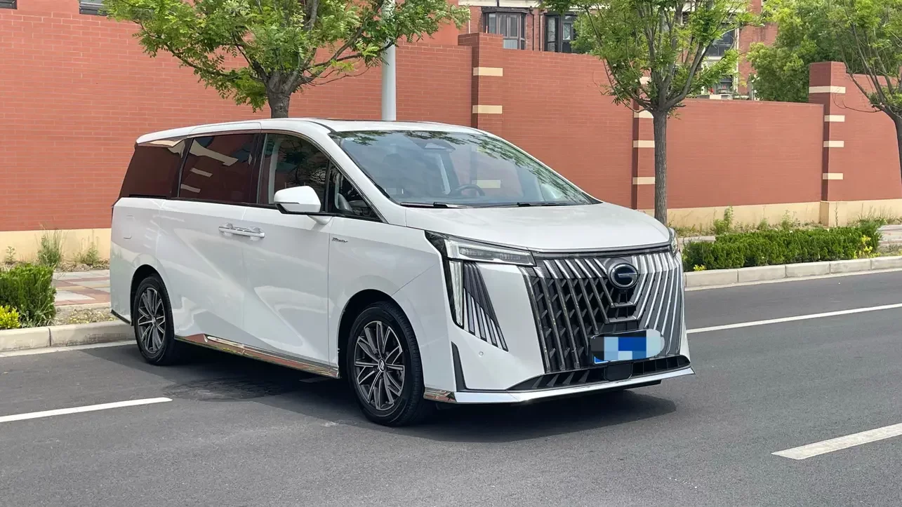 GAC Trumpchi M8