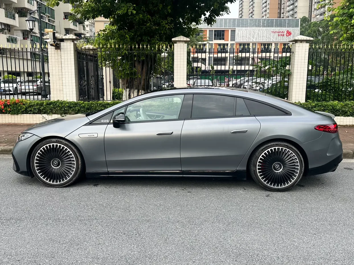 Mercedes-Benz EQS AMG