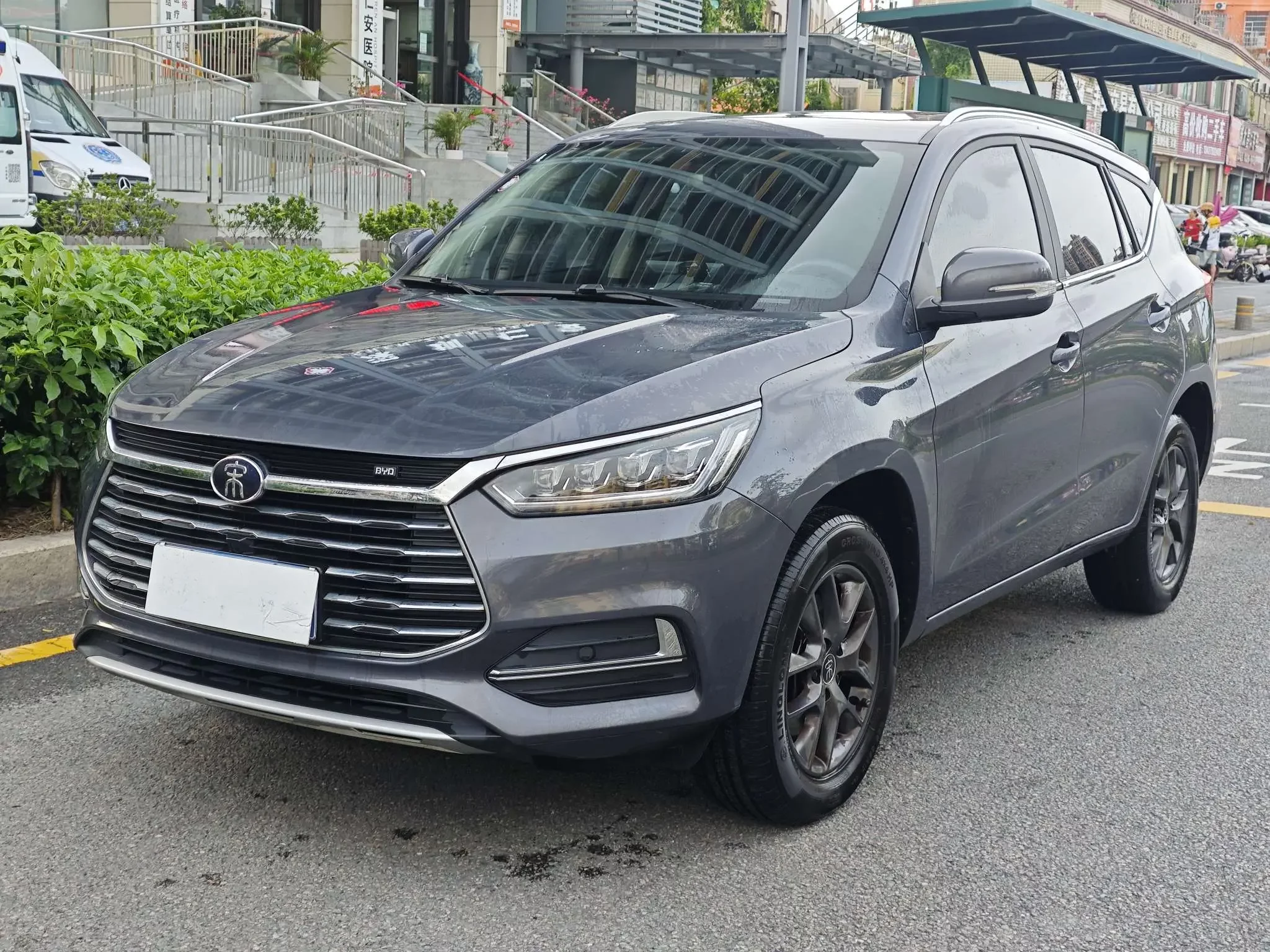 BYD Song