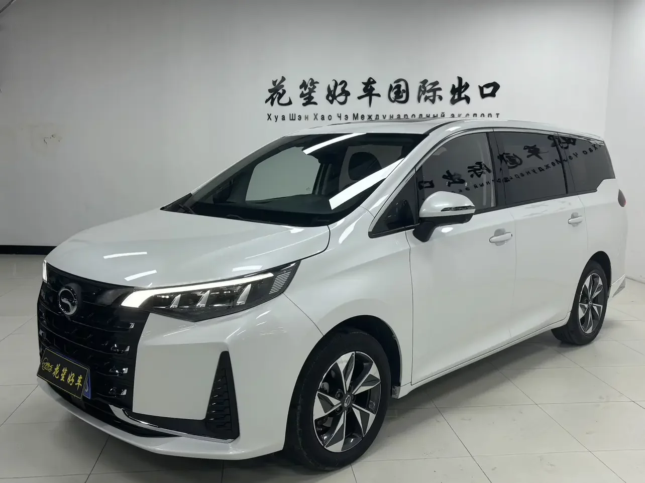 GAC Trumpchi M6  из Китая