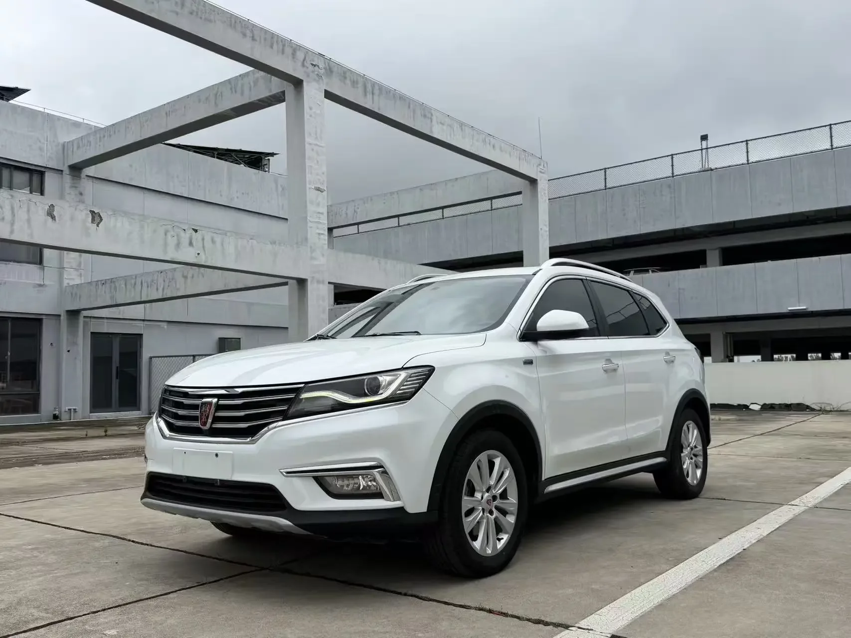 Roewe RX5
