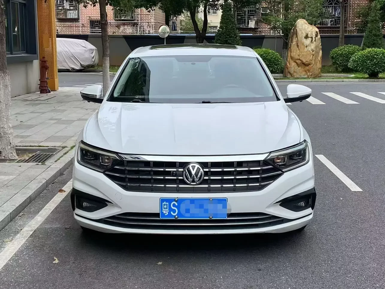 Volkswagen Sagitar