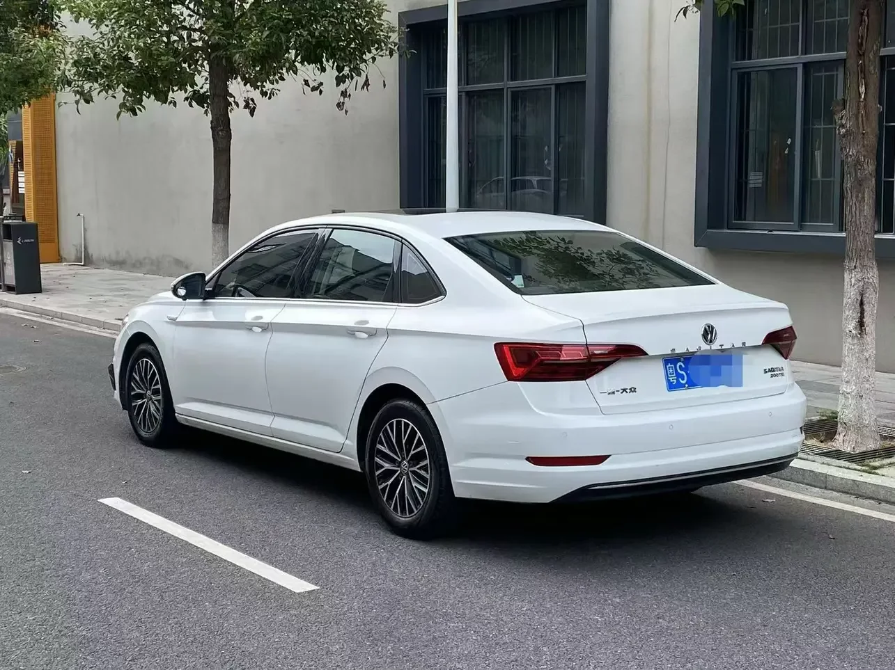 Volkswagen Sagitar