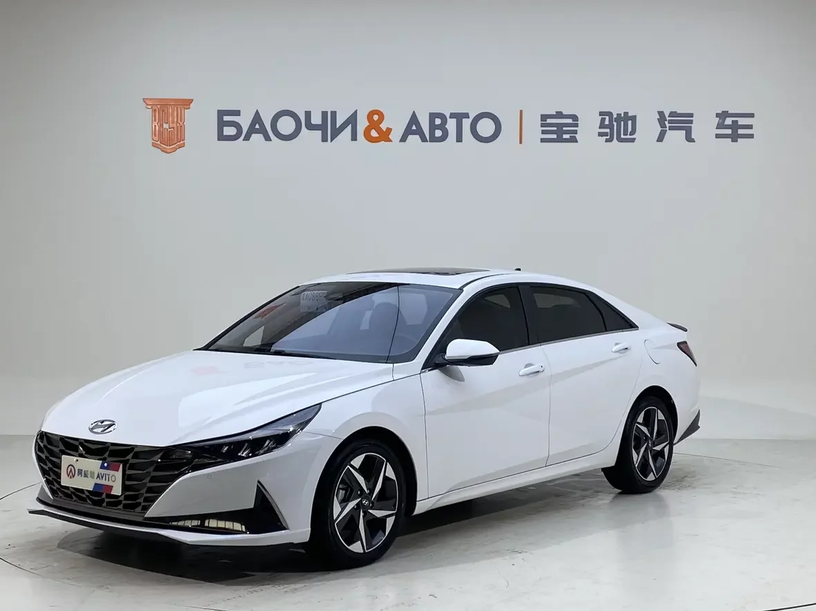 Hyundai Elantra