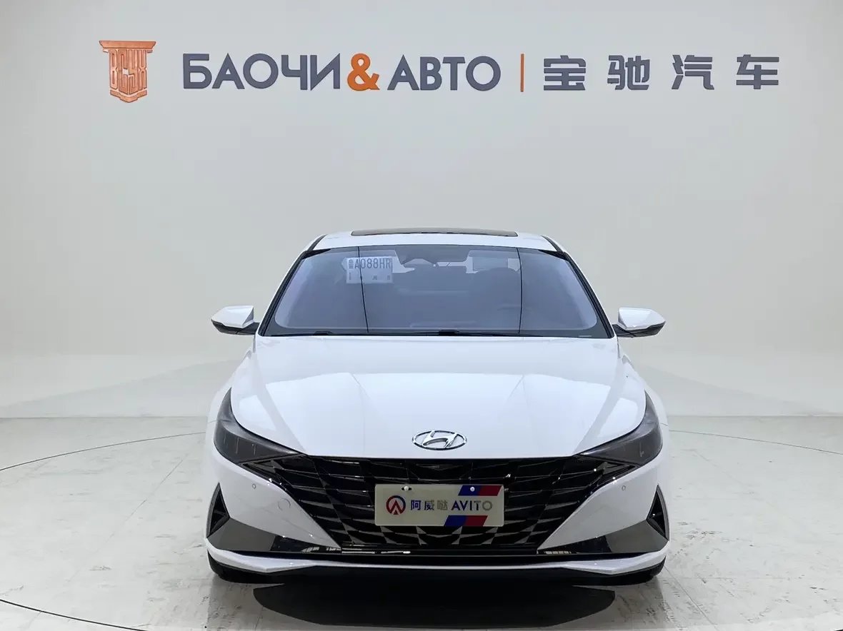 Hyundai Elantra