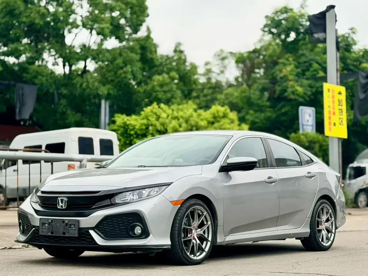 Honda Civic  из Китая
