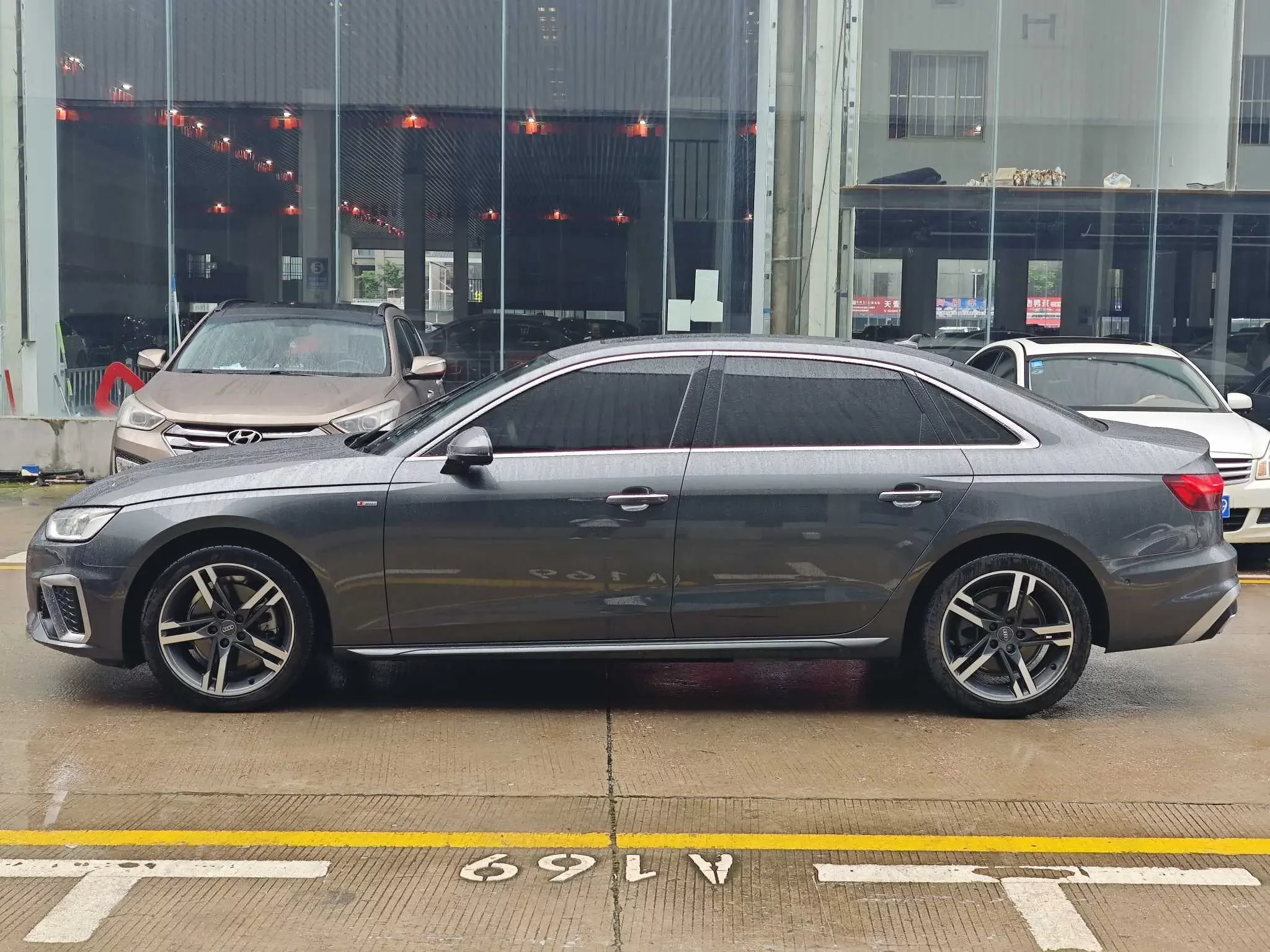Audi A4L