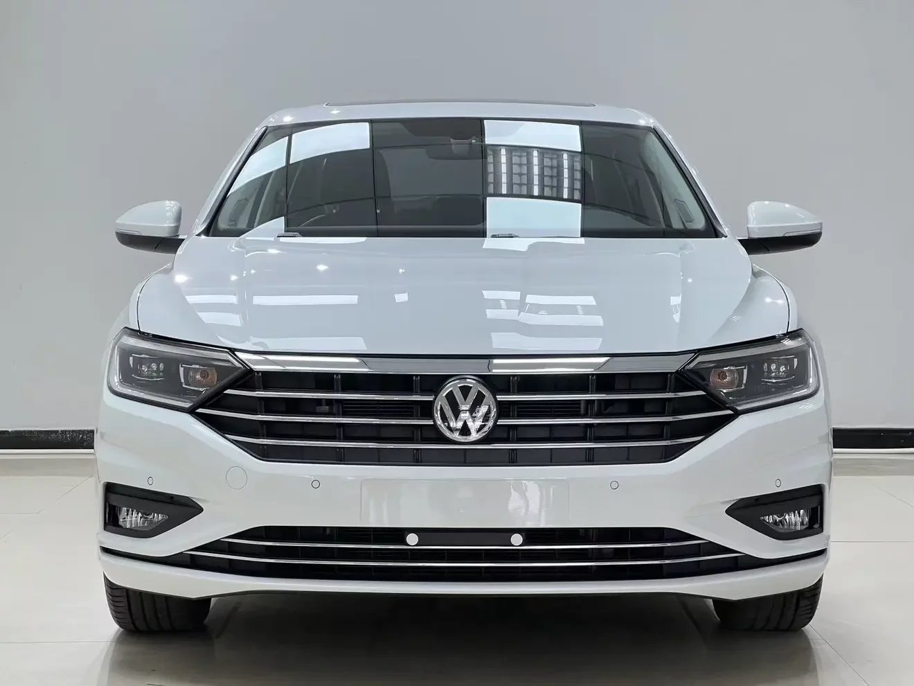 Volkswagen Sagitar