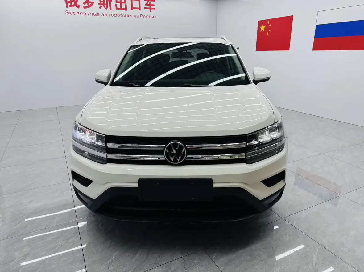 Volkswagen Tharu