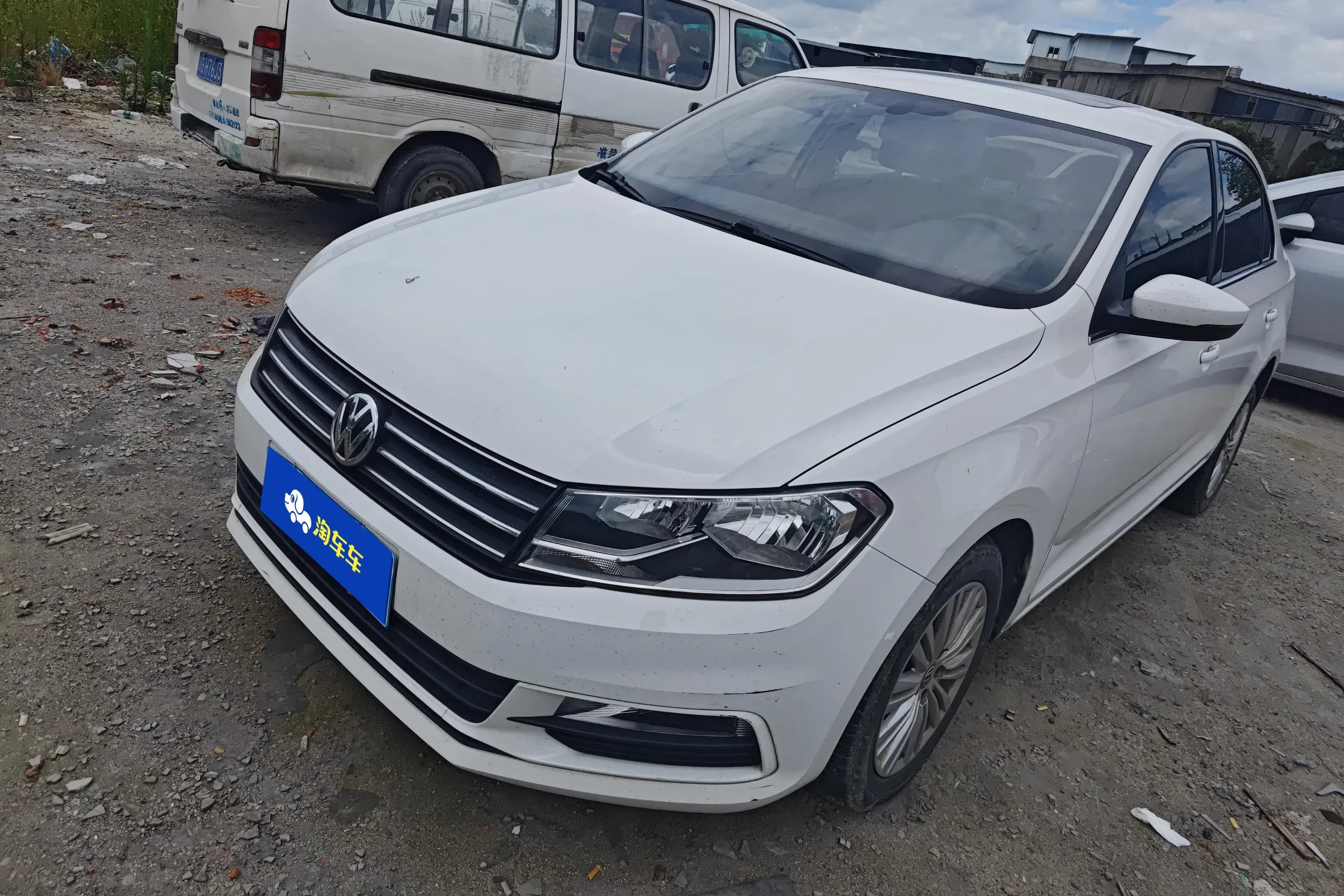 Volkswagen Santana  из Китая