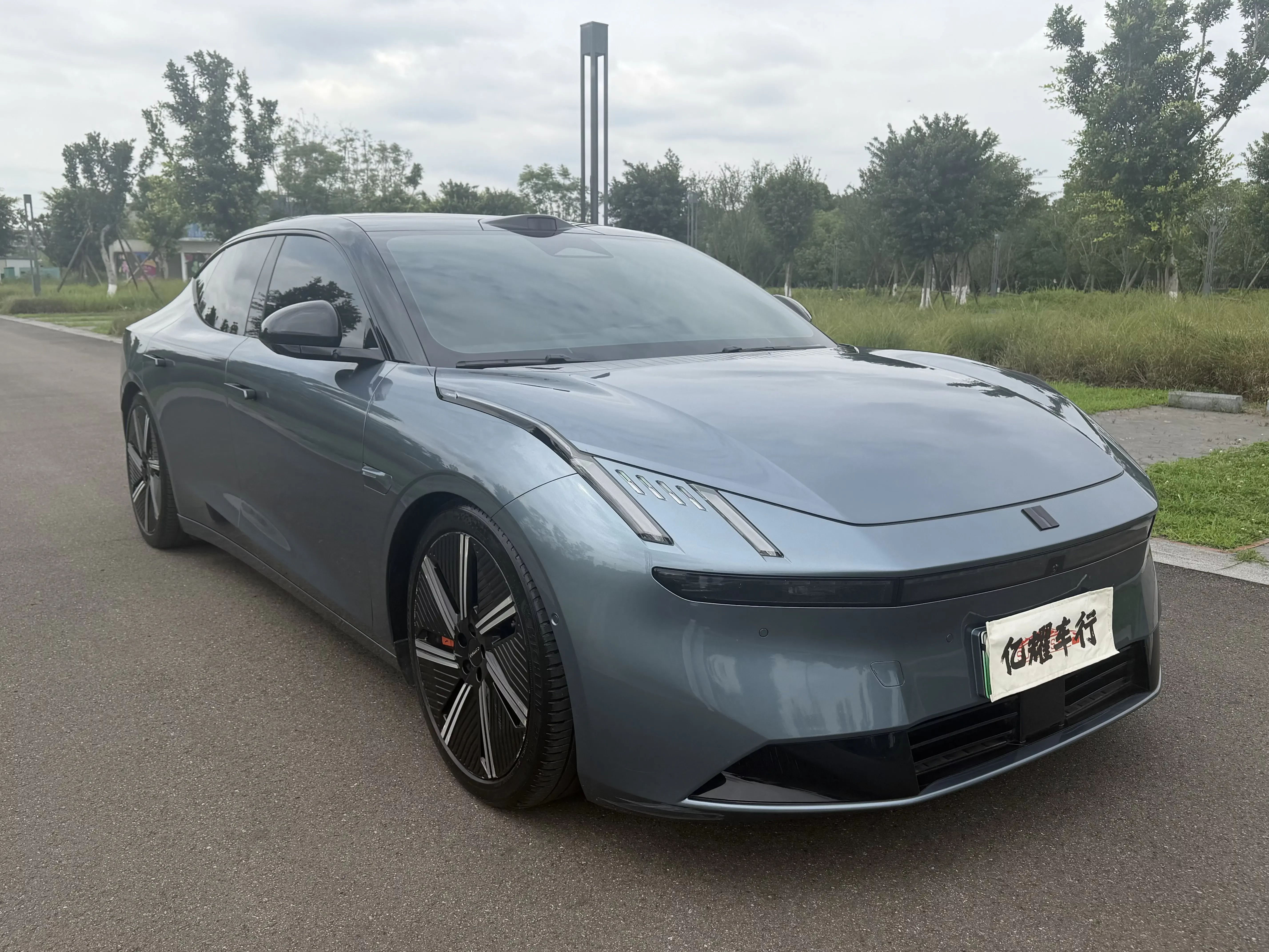 Lynk & Co Z10