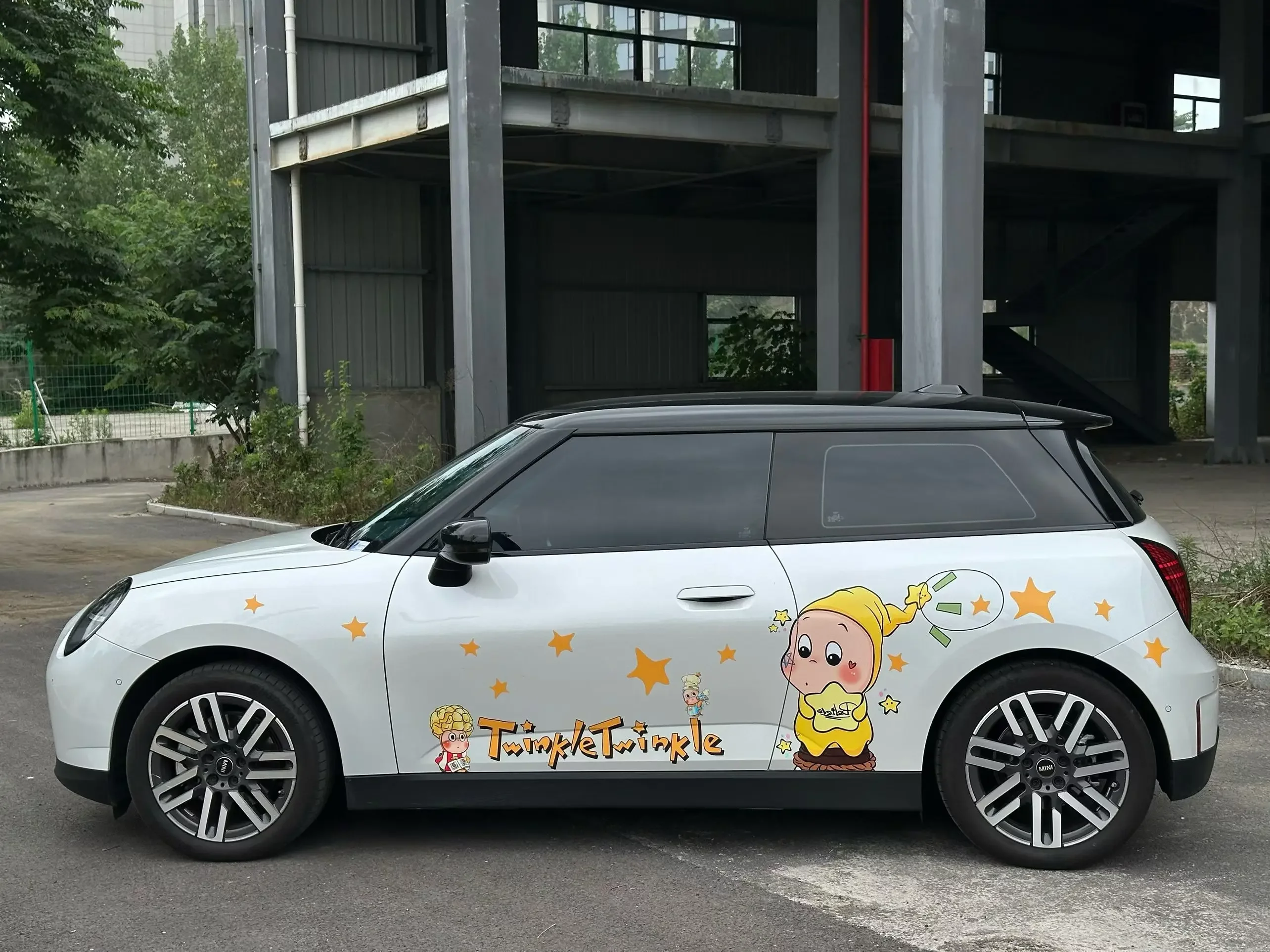 MINI ELECTRIC  COOPER