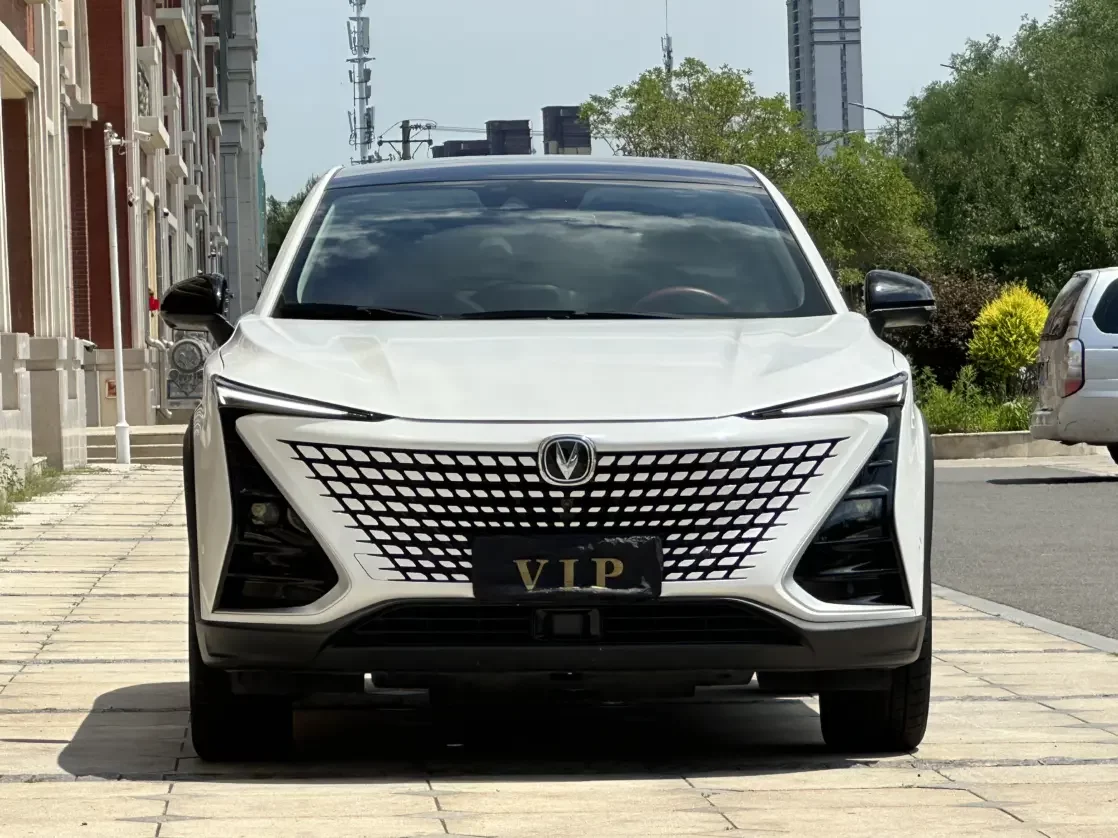 Changan UNI-T  из Китая