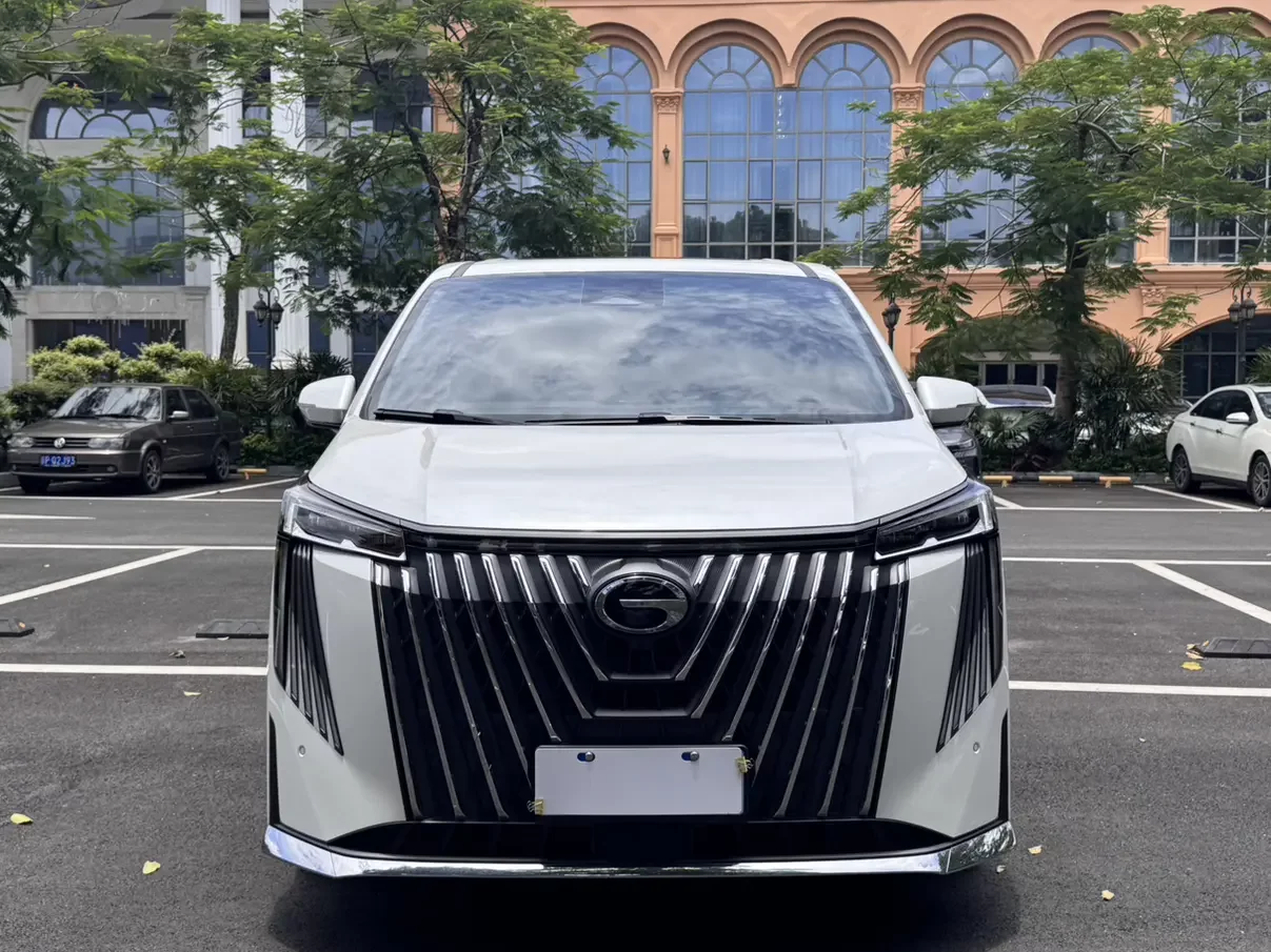 GAC Trumpchi M8