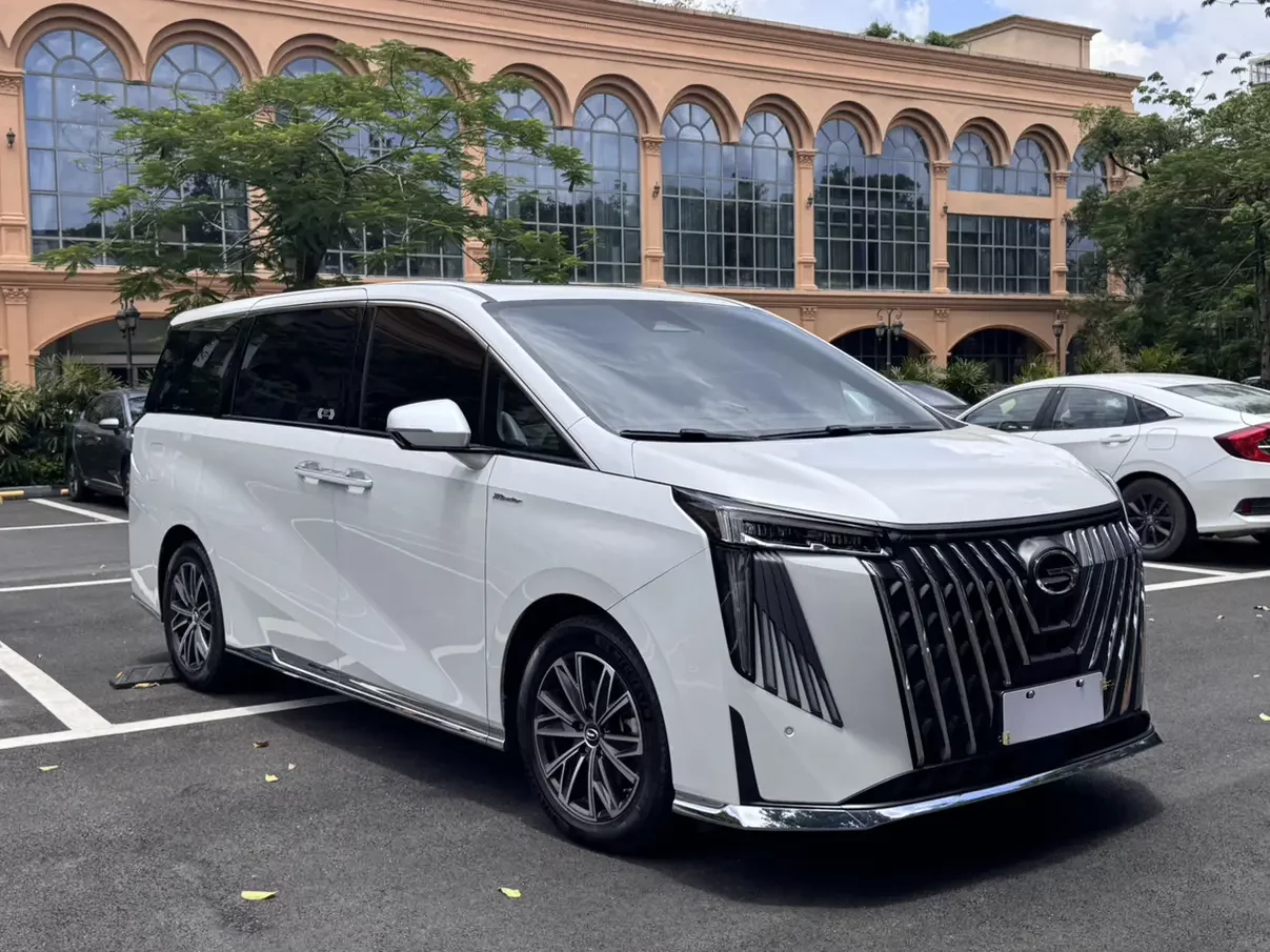 GAC Trumpchi M8