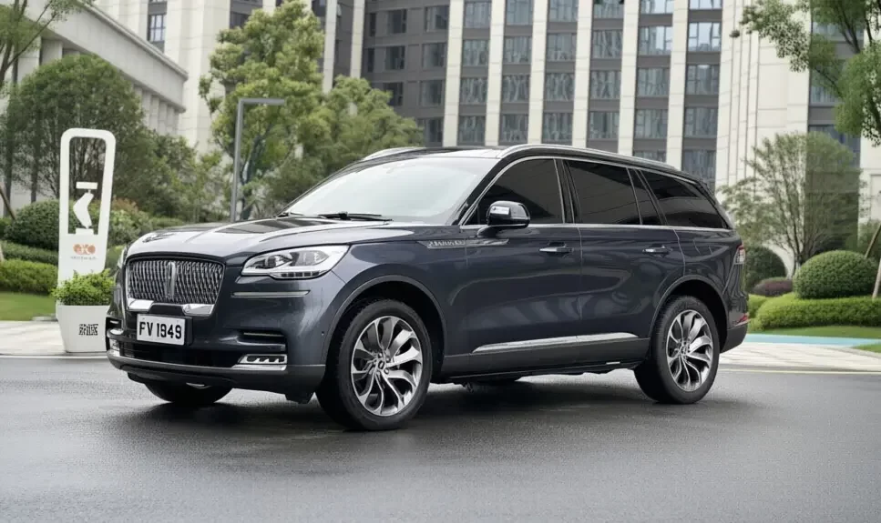 Lincoln aviator
