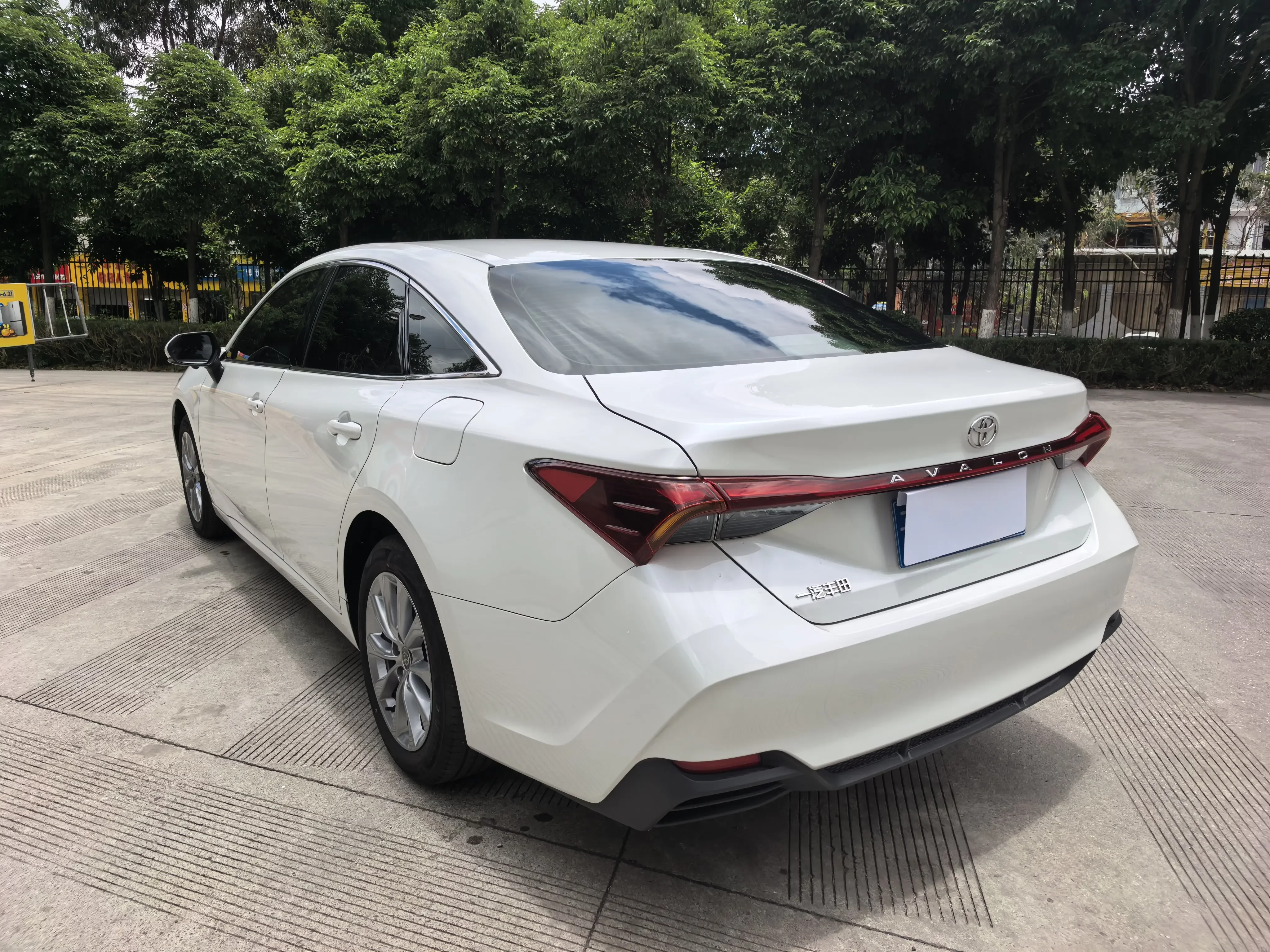 Toyota Avalon