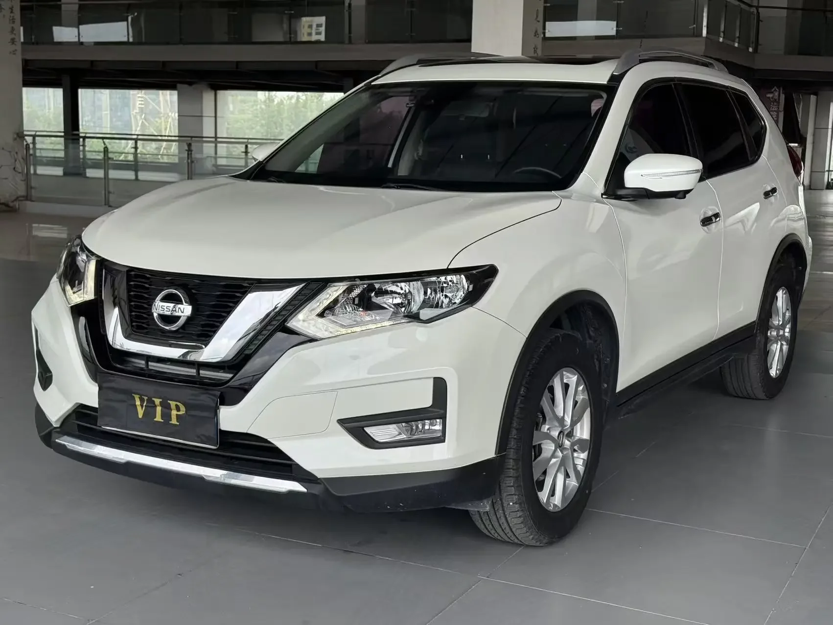 Nissan X-Trail (Qijun)  из Китая